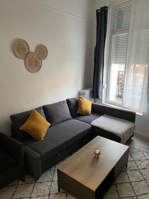 La Leonce, Superbe Appartement Plein Centre Armentieres Bagian luar foto